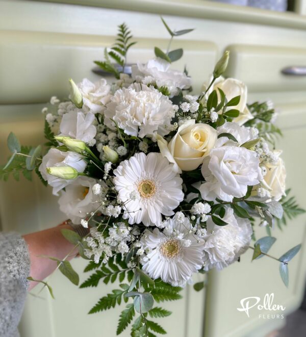 bouquet fleurs coupées blanches